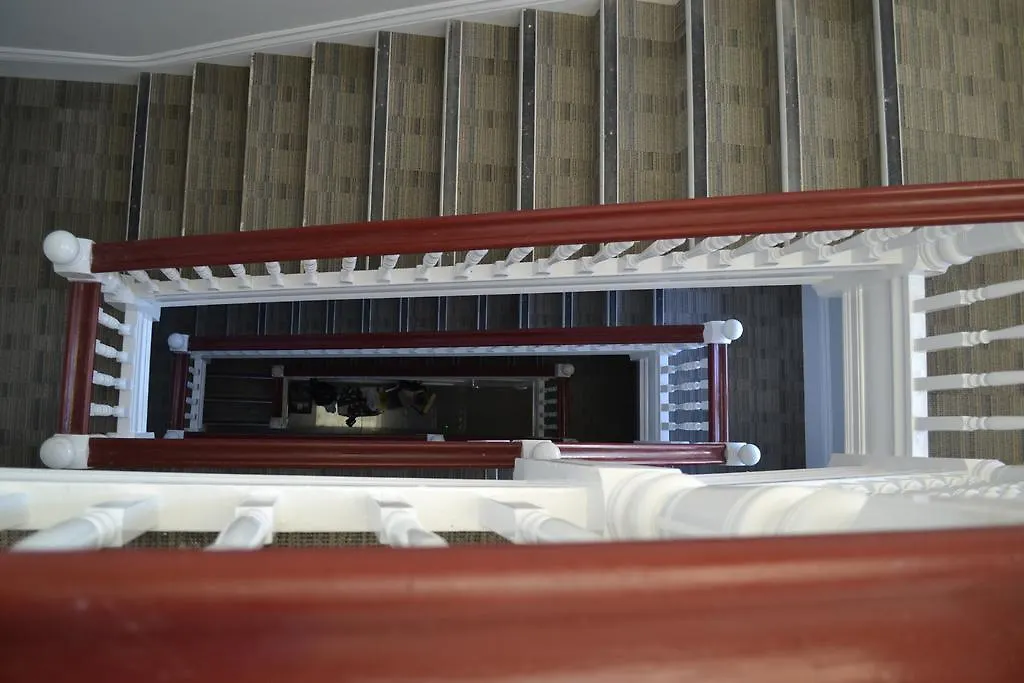 Brighton Beach Inn Hostel
