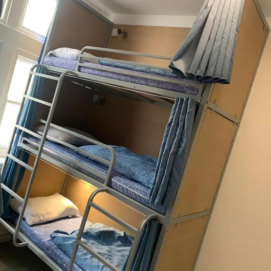 Brighton Beach Inn Hostel